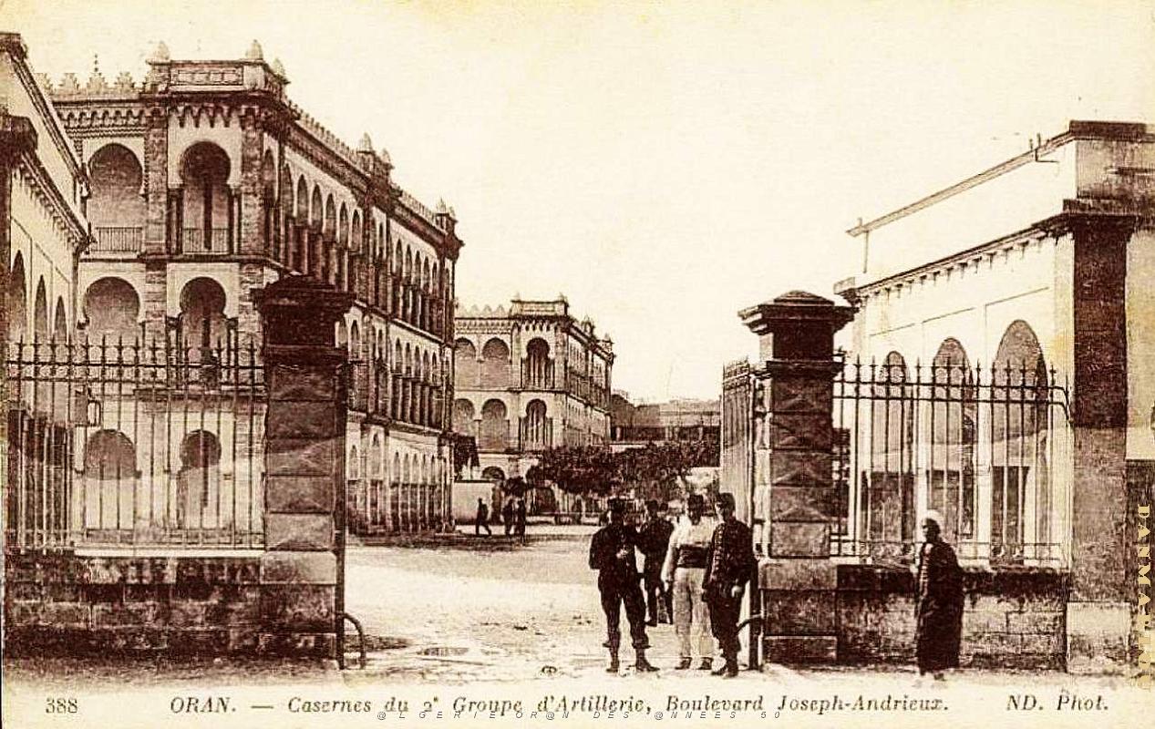 CA da- 033- Casernes artillerie et train des equipages.jpg